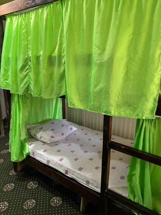 Anisa- Hostel Dusjanbe Eksteriør bilde